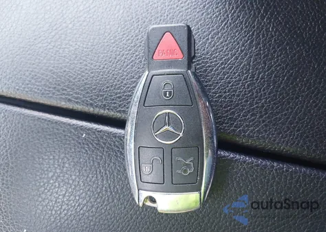 2018 Mercedes-Benz Gls 450 4Matic z USA, uszkodzony, nr VIN 4JGDF6EE3JB073582